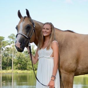 Meet your Posher, Ashlie